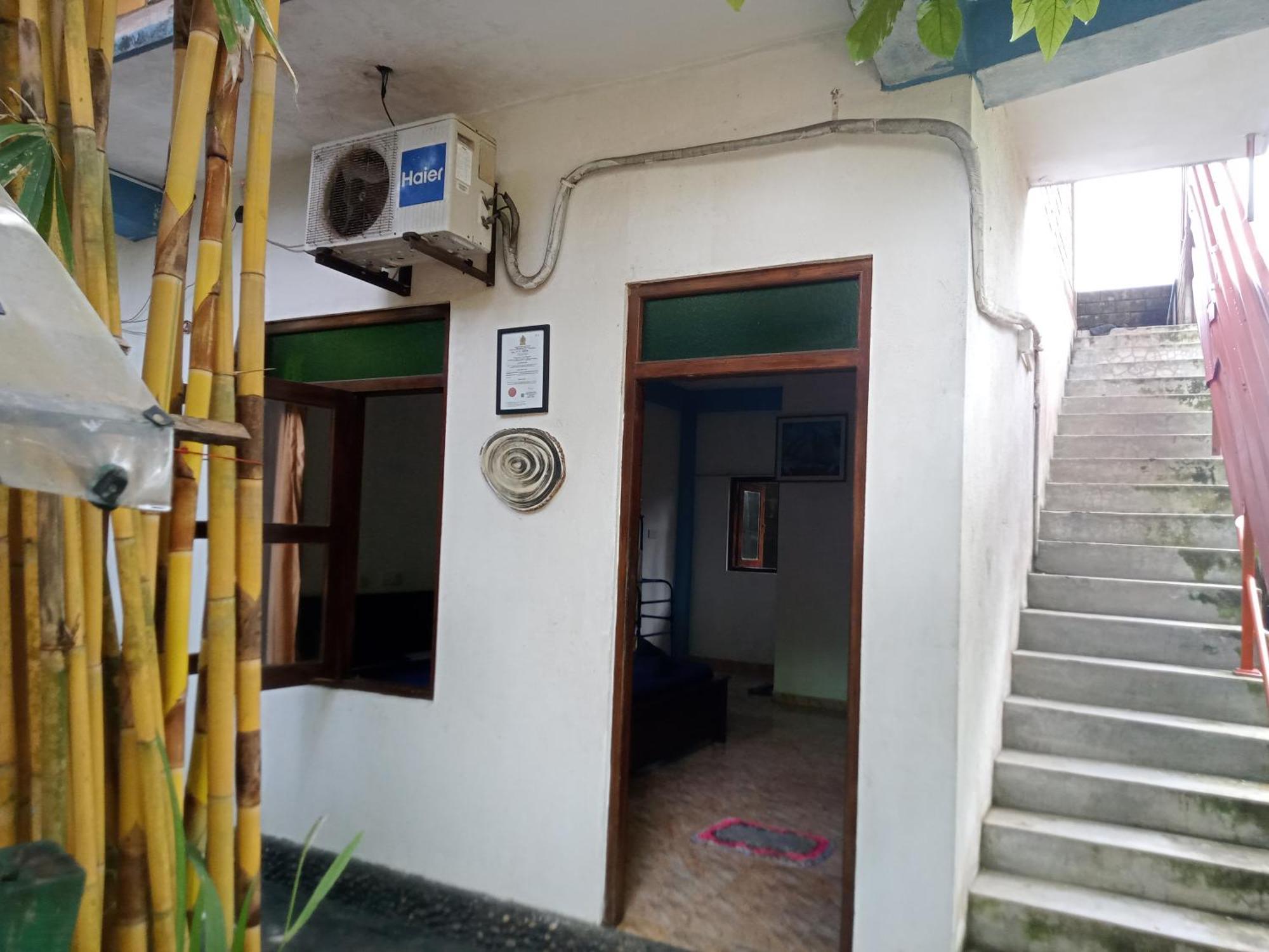 Suninn Hostel And Surf School ウェリガマ エクステリア 写真